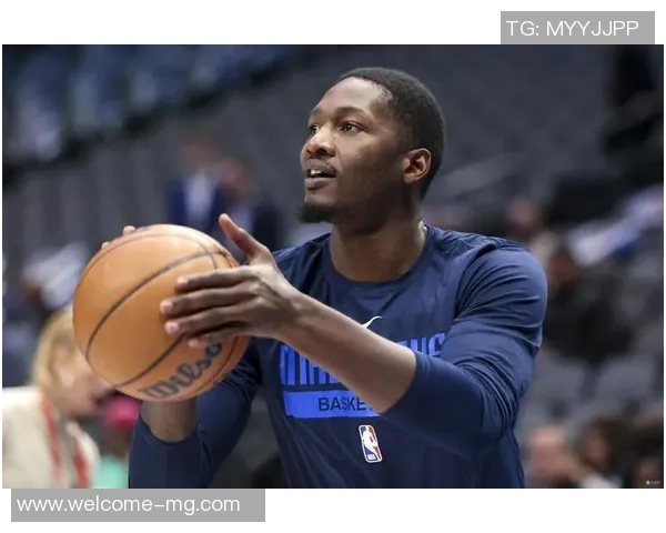 小尼克史密斯分享与年长对手对战经验强调简化篮球技巧的重要性